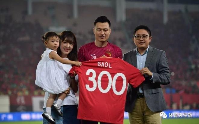 亚博-罗马今晚官宣签约，志在亚冠名次提升，话题不断，年轻球员得到机会的简单介绍