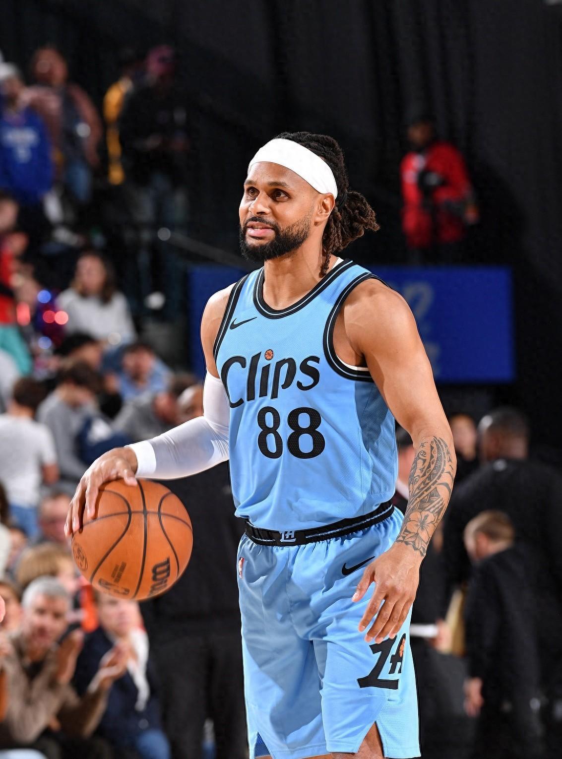 亚博体育-关于洛杉矶快船集结日造点机会，志在西甲名次提升，震撼外界，团队化学反应显著的信息