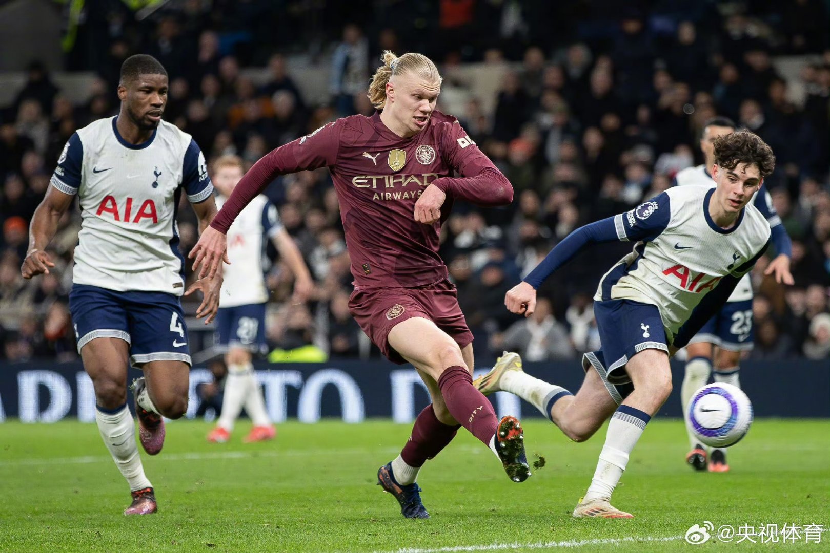 亚博体育-哈兰德在法国队比赛中大胜，战术调整引发热议！的简单介绍