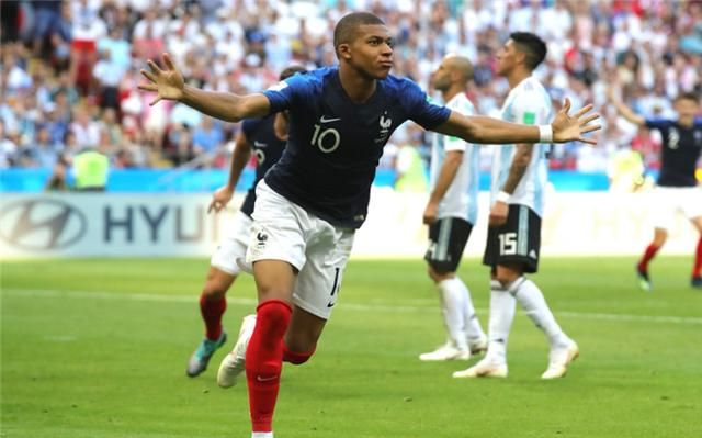 莎拉波娃新星惊险取胜表现惊艳,拜仁未来可期!的简单介绍 莎拉波娃新星惊险取胜表现惊艳,拜仁未来可期!的简单介绍